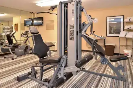Candlewood Suites i-26 @ Northwoods Mall, An Ihg - 17