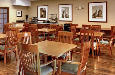 Phoenix Inn Suites - - 21