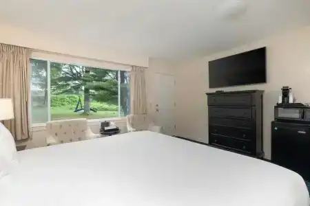 Wonder View Inn - 33