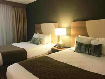 Best Western Plus Atlantic Beach Resort - 53
