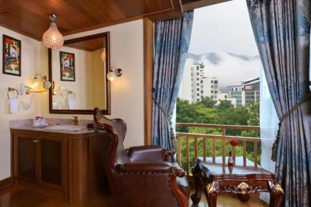 Peak Nimman Prestige - 63
