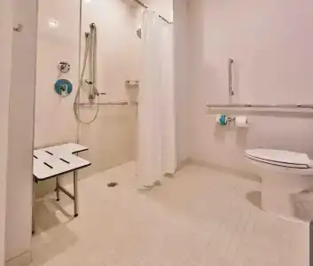 Hyatt Place - 8