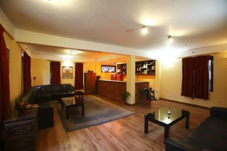Royal Astoria - 12