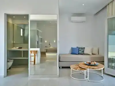 Kanale's Rooms & Suites - 126
