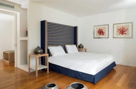 Relais Blu - 53