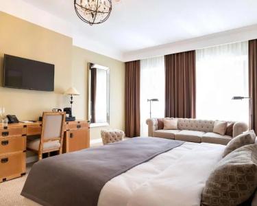 Best Western Plus Market Square Lviv - 76