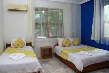 Esralina Pension - 11