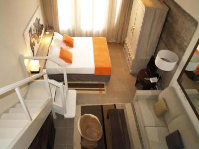 Eco Alcalá Suites - 51