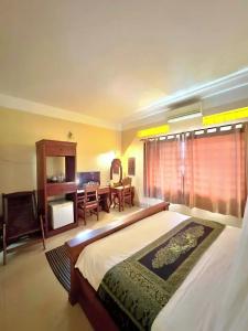 Shining Angkor Boutique - 47