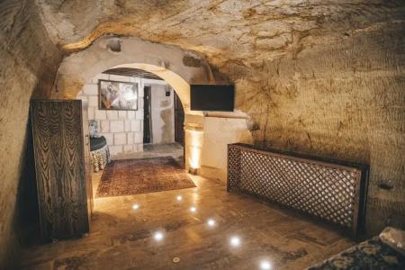 Tale Cave In - 39
