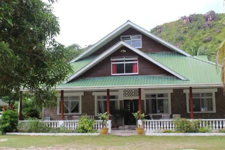 Le Chevalier Bay Guesthouse - 0