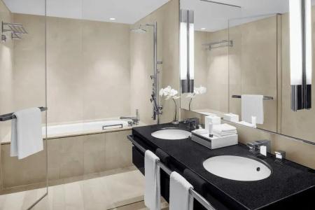 Address Dubai Marina - 41