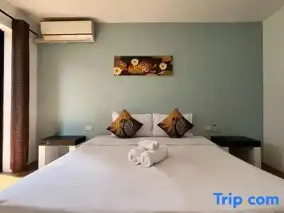Nr Nanai Patong - 38