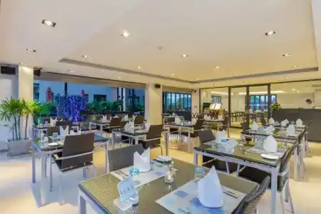 The Charm Resort Phuket - Sha Certified - 20