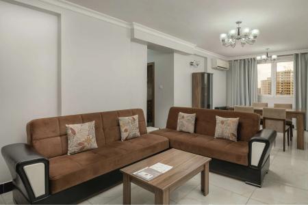 Golden Tulip - 76