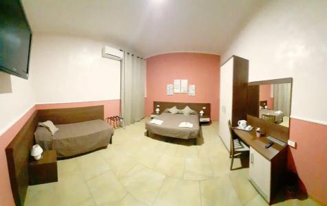 Leone - 22