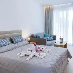 Lardos Bay - 42