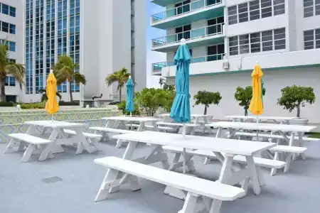 Seacoast Suites on Miami Beach - 20