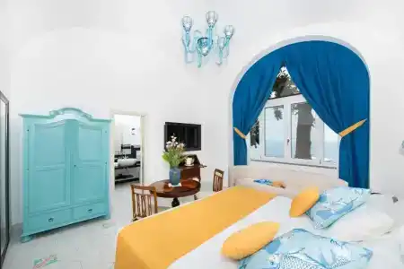 Eden Roc Suites - 518