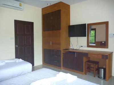 Phatcharee Resort - 16