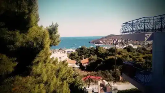 Pefkides Aegina Boutique - 37
