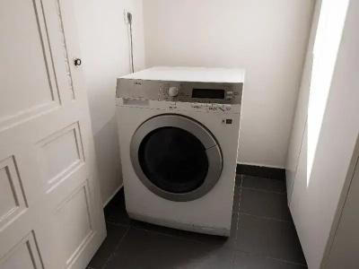 Doma Zagreb - 145