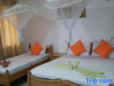 Oasis Beach Resort - 32