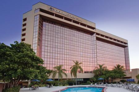 DoubleTree by Hilton Miami Airport & Convention Center - 19