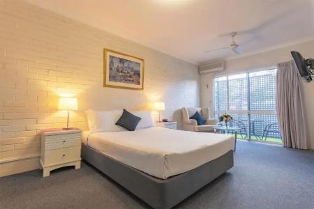Benson Court - 57