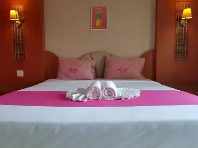 Poonsook Phitsanulok Sha Plus - 103