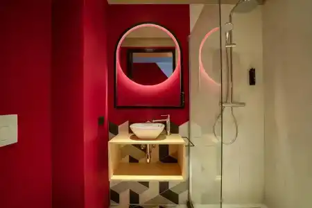 Via Suites - 6