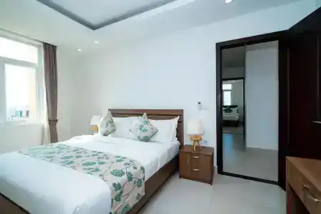 Queen Mansion - 47