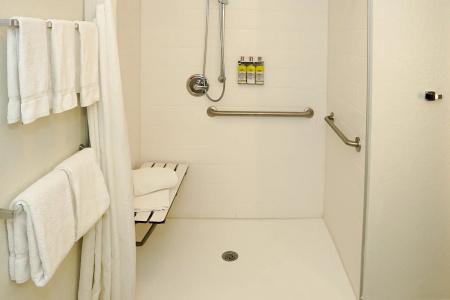 Holiday Inn Express & Suites - Aurora Medical Campus, An Ihg - 24