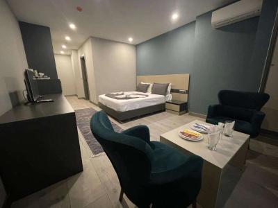 Agora Royal - 12