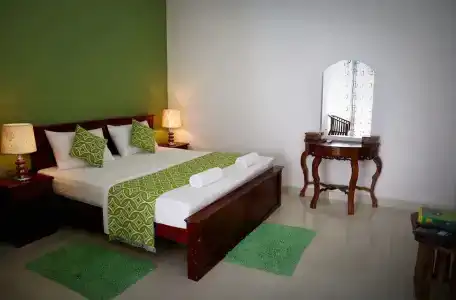 Romance Hills - 59