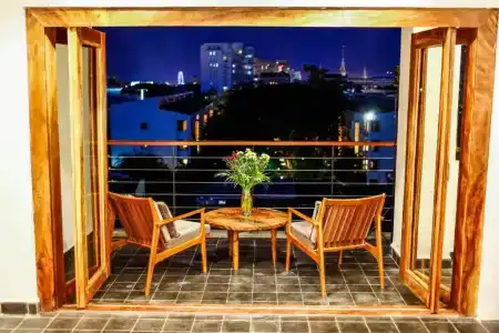 Patio & Urban Resort - 89