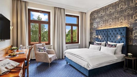 Bayerischer Hof Dresden - 26