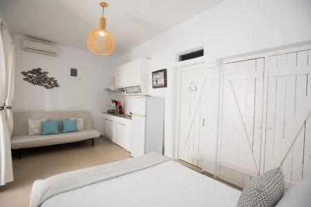 Eleanna's - 178