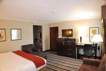 Holiday Inn Express Nashville w-i40, An Ihg - 4