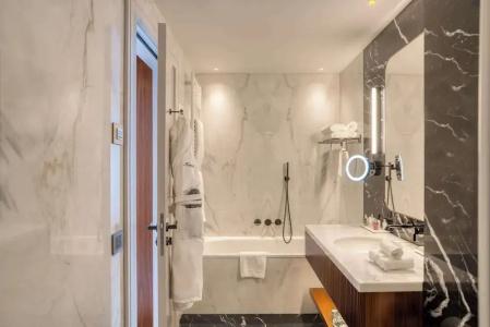 Kempinski Grand Des Bains - 61