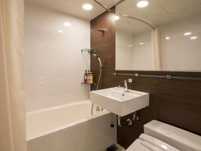 Comfort Tokyo Higashi Kanda - 8