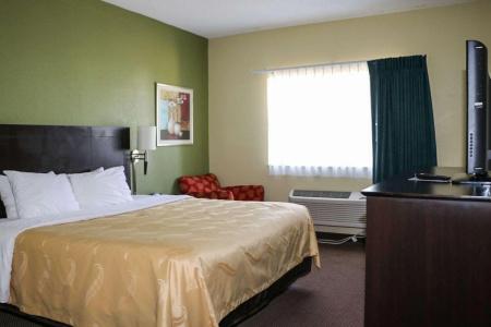Quality Inn East Evansville - 21