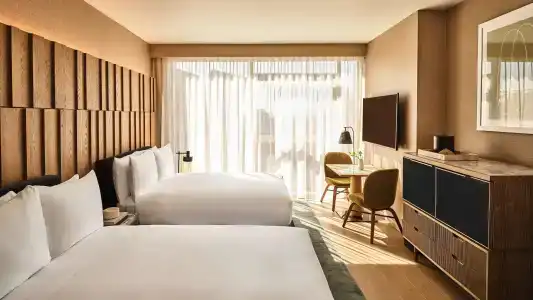 Conrad Los Angeles - 6