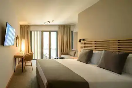 Fos Downtown Suites - 129
