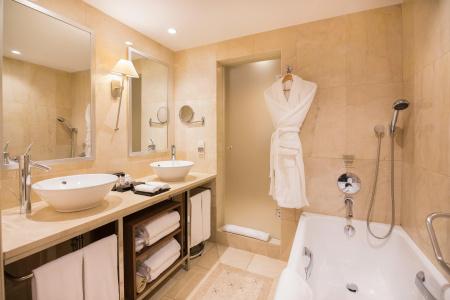 Intercontinental Lisbon, An Ihg - 25