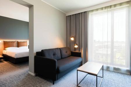 Moxy Utrecht - 5