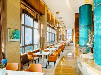 Holiday Inn Qingdao City Center, An Ihg - 33