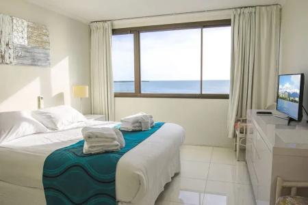 Cairns Aquarius - 126