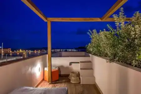 Shapes Luxury Suites - 9