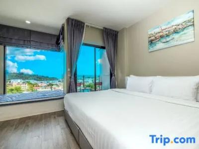 Triple L Patong Beach Phuket - 68